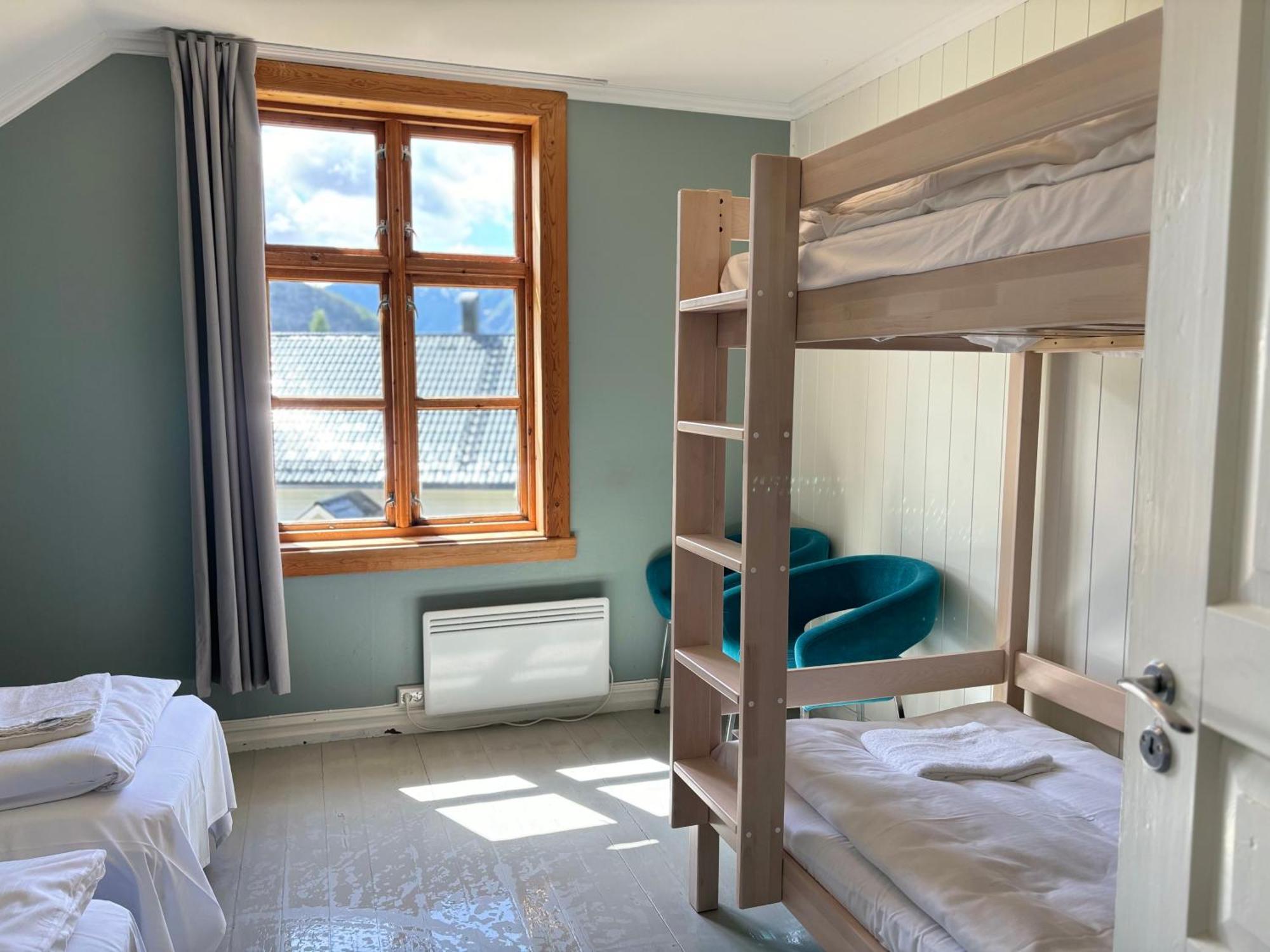 Winjum Hostel Stegastein Aurland Ngoại thất bức ảnh